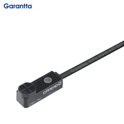 Миниатюрный индуктивный датчик приближения